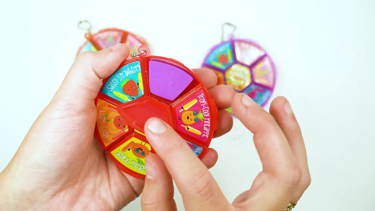 Super Fruity Scented Kneaded Eraser Wheels (1 Random Color Pick)